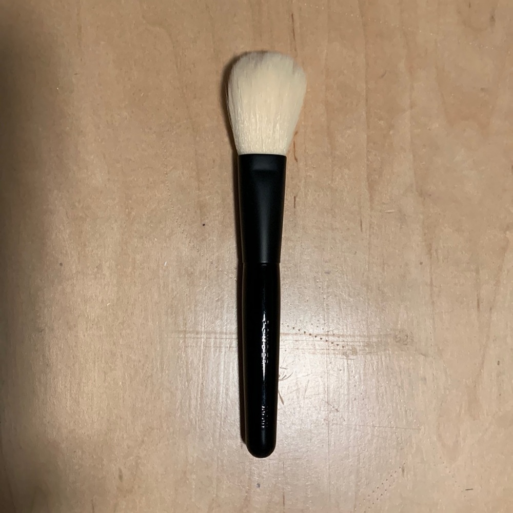 Westman Atelier Powder Brush